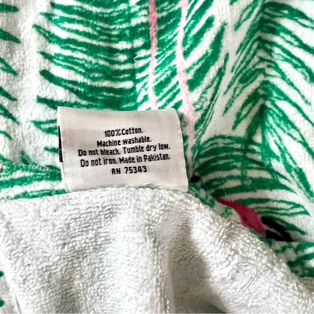 Bouffants & Broken Hearts Kendra Dandy Flamingo Beach Towel White/Pink/Green